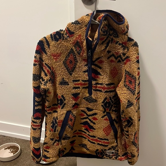 North Face Sherpa Quarter Zip - Picture 1 of 3